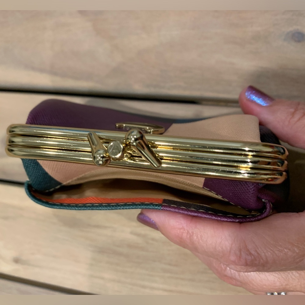 Coin Purse - Picture 9 of 10
